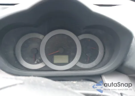 2010 Toyota Rav4 Limited z USA, uszkodzony, nr VIN JTMDF4DV6AD029672